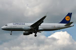 D-AIUE @ EGLL - On short finals at LHR - by Robert Kearney