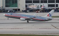 N979AN @ MIA - American - by Florida Metal