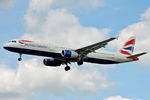 G-MEDU @ EGLL - On short finals at LHR