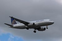 N474UA @ KORD - Airbus A320