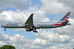N722AN @ EGLL - On short finals at LHR