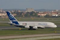 F-WWDD @ LFBO - Airbus A380-861, Taxiing after landing, Toulouse Blagnac Airport (LFBO-TLS) - by Yves-Q