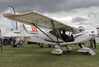 82HY @ LFOQ - ULM salon Blois. - by Raymond De Clercq