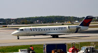 N937EV @ KATL - Taxi Atlanta - by Ronald Barker