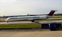 N939DL @ KATL - Taxi Atlanta - by Ronald Barker