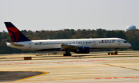N6709 @ KATL - Landing Atlanta - by Ronald Barker