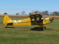 N98286 @ 40I - Piper J3C-65 Taxing out