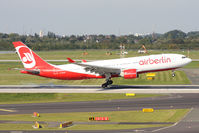 D-ALPD @ EDDL - Arriving - by Günter Reichwein