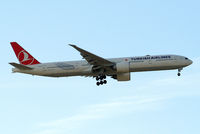 TC-JJG @ EGLL - Boeing 777-3F2ER [40791] (THY Turkish Airlines) Home~G 01/04/2015. On approach 27L.