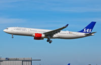LN-RKS @ CPH - Copenhagen 2.10.15 - by leo larsen
