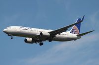 N27477 @ MCO - United - by Florida Metal