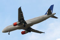 OY-KAS @ EGLL - Airbus A320-232 [3335] SAS Scandinavian Airlines Home~G 24/06/2015. On approach 27R. - by Ray Barber