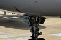 N192UW @ KATL - Nose gear Atlanta - by Ronald Barker