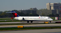 N927AT @ KATL - Taxi Atlanta - by Ronald Barker