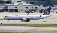 N38467 @ MIA - United - by Florida Metal