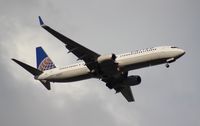 N39415 @ MCO - United - by Florida Metal