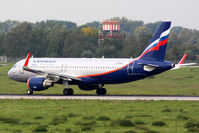 VQ-BSE @ EDDL - Taking off from rwy 23L - by Günter Reichwein