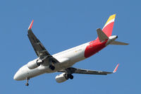 EC-MCS @ EGLL - Airbus A320-214(SL) [6244] (Iberia) Home~G 07/04/2015. On approach 27R. - by Ray Barber