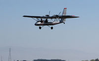N2412Y @ KSQL - 2001 Leza-Lockwood AIR CAM homebuilt from Half Moon Bay, CA on approach to San Carlos Airport, CA for static display @ Hiller Aircraft Museum event. - by Steve Nation