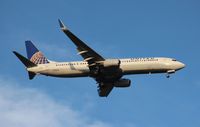 N75426 @ MCO - United - by Florida Metal