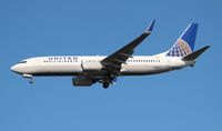N76502 @ MCO - United - by Florida Metal