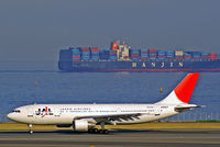 JA8527 @ RJTT - Airbus A300B4-622R [724] (JAL-Japan Air Lines) Tokyo-Haneda~JA 14/11/2008 - by Ray Barber