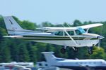 N4772E @ KCVX - Landing RWY 27 - by Mel II