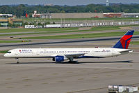 N585NW @ KMSP - Boeing 757-351 [32985] (Delta Air Lines) Minneapolis-St Paul International~N 25/07/2010