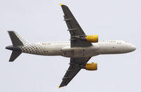 EC-LAA @ LEVT - Doing touch and goes in Vitoria Airport (LEVT).