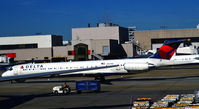 N911DE @ KATL - Taxi Atlanta - by Ronald Barker