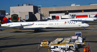 N927DA @ KATL - Taxi Atlanta - by Ronald Barker