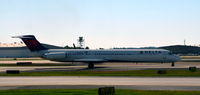 N932DL @ KATL - Taxi Atlanta - by Ronald Barker