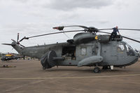 XV697 photo, click to enlarge