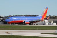 N602SW @ KMKE - Boeing 737-300 - by Mark Pasqualino