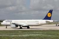 D-AIDD @ LMML - A321 D-AIDD Lufthansa - by Raymond Zammit