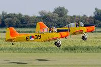 PH-HOG @ EHTX - WITH PH-HOK - by Fred Willemsen
