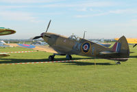 F-PGML @ LFQL - Wooden Replica of a Spitfire Mk.9 built by Dubois and Hernei with a 1200 Hp Allison V12 engine. Ex  F-WGML. - by Raymond De Clercq