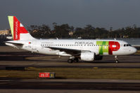 CS-TTQ @ LPPT - Taxiing. Scrapped in october 2018 - by micka2b