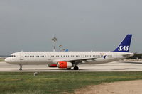 LN-RKI @ LMML - A321 LN-RKI SAS - by Raymond Zammit