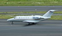 OE-FHC @ EDDL - Private, is here on taxiway M at Düsseldorf Int'l(EDDL) - by A. Gendorf