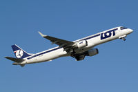SP-LNC @ LTBA - Embraer Emb-195-200LR [19000462] (LOT Polish Airlines)  Istanbul-Ataturk~TC 18/04/2015