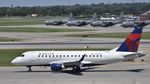 N752CZ @ KMSP - Taxiing at MSP - by Todd Royer