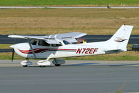 N72EF @ KPDK - Cessna 172S Skyhawk SP [172S-8636] Atlanta-Dekalb Peachtree~N 21/04/2010 - by Ray Barber