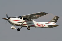 N285LP @ KPDK - Cessna 182T Skylane [182-81285] Atlanta-Dekalb Peachtree~N 21/04/2010 - by Ray Barber