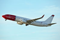 LN-NHG @ EKCH - Copenhagen 26.10.15 - by leo larsen