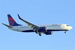 N3748Y @ BOS - 2001 Boeing 737-832, c/n: 30489 at Boston - by Terry Fletcher
