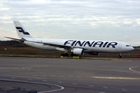 OH-LTT @ EFHK - OH-LTT in HEL - by Erik Oxtorp