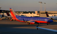 N379SW @ KATL - Taxi Atlanta - by Ronald Barker
