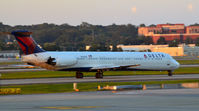 N905DE @ KATL - Taxi Atlanta - by Ronald Barker
