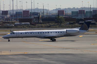 N12540 @ KEWR - Taxiing - by micka2b